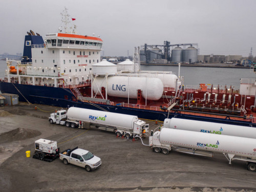 Hopa Rev Lng Usher In Lng Bunkering At Port Of Hamilton A First On