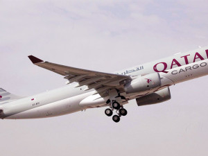 https://www.ajot.com/images/uploads/article/614-qatar-cargo-plane.jpg