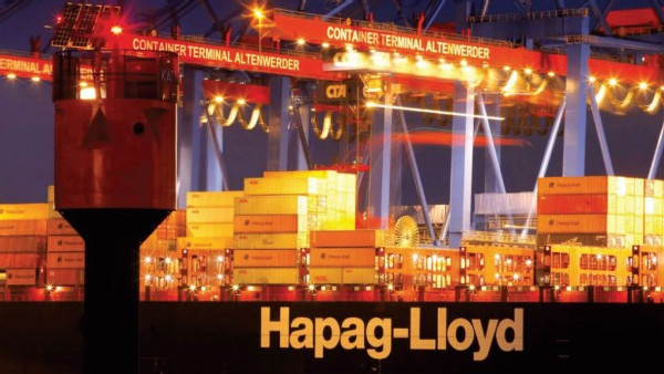 https://www.ajot.com/images/uploads/article/647-hapag-lloyd-port-hamburg.jpg