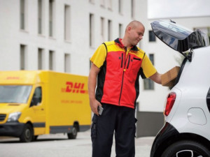 https://www.ajot.com/images/uploads/article/660-dhl-delivery.jpg