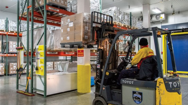 https://www.ajot.com/images/uploads/article/681-dhl-warehouse.jpg