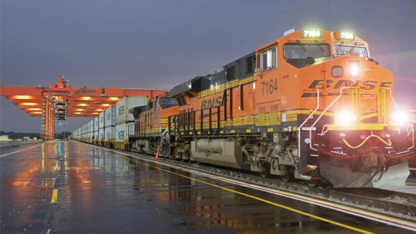 https://www.ajot.com/images/uploads/article/684-bnsf-kansas-city.jpg