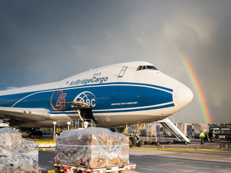 SkyCell and AirBridgeCargo expand partnership for passive pharma solutions services in airfreight