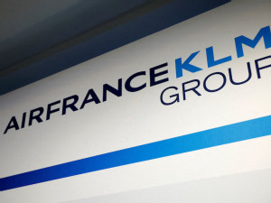 Air France-KLM warns of higher annual costs after Q3 profit miss