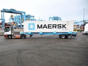 APM Terminals Maasvlakte II signs cooperation contract with Embotech and Terberg for the purchase of 30 electric automated terminal trucks