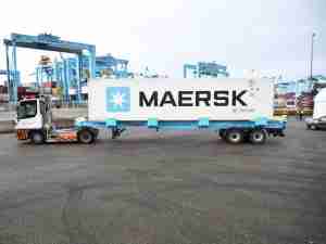 APM Terminals Maasvlakte II signs cooperation contract with Embotech and Terberg for the purchase of 30 electric automated terminal trucks