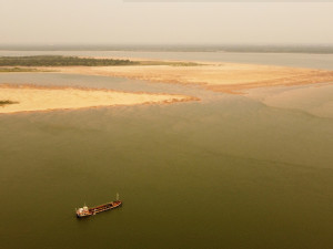 https://www.ajot.com/images/uploads/article/ARGENTINA-GRAINS-RIVER.JPG