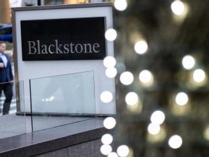 Blackstone to buy $1 billion Virginia power plant near data centers