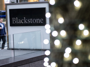 Blackstone to buy $1 billion Virginia power plant near data centers