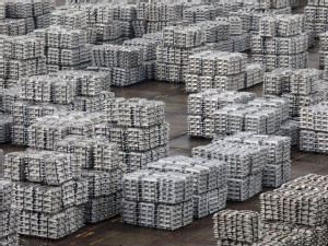 https://www.ajot.com/images/uploads/article/China_steel_yard.jpg