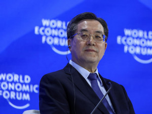 https://www.ajot.com/images/uploads/article/DAVOS-MEETING-CHINA.JPG