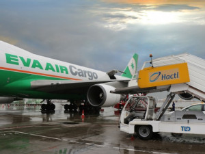 https://www.ajot.com/images/uploads/article/EVA_Air_Cargo_Plane.jpg