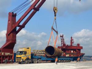 Express Global Logistics completes breakbulk movement of 72 large pipes from Southeast Asia to Bangladesh