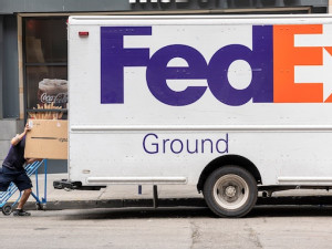 https://www.ajot.com/images/uploads/article/Fedex_truck.jpg