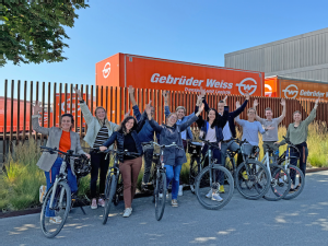 Gebrüder Weiss bikes to the moon and back