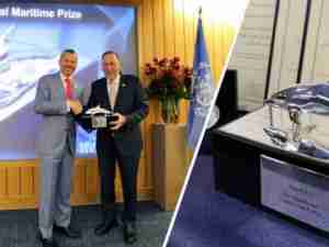 Captain Finley receives IMO International Maritime Prize