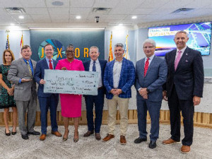 Florida legislators present JAXPORT with $23 million for container crane purchase and refurbishment