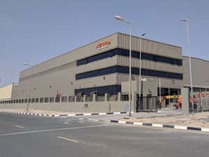 https://www.ajot.com/images/uploads/article/KLs-new-bonded-logistics-facility-in-Dubai-10Dec2019.jpg