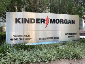 Kinder Morgan shuts two Los Angeles fuel pipelines due to power outages