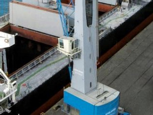 https://www.ajot.com/images/uploads/article/Konecranes_Gottwald_MHC_Rotterdam.jpg