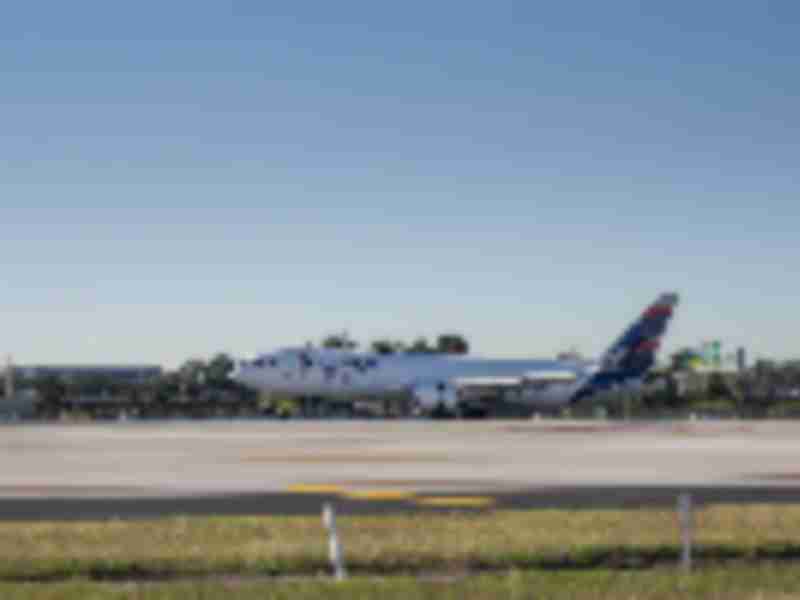 LATAM announces third weekly frequency on the Miami-São José dos Campos cargo route