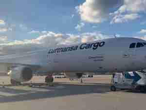 Lufthansa Cargo’s time:matters and Shenzhen Airport Group Co. Ltd. collaborate regarding logistics handling services