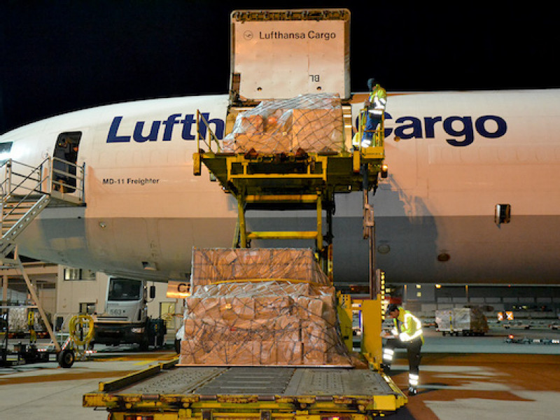 Air freight decline adds to warning lights for Europe’s economy