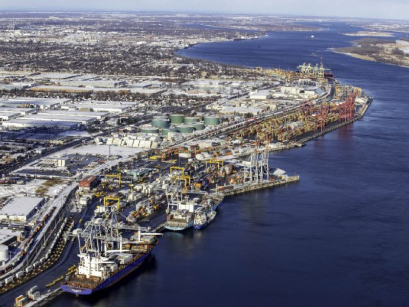 Longer gate hours on horizon for truckers battling congestion at Port of Montreal