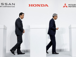 https://www.ajot.com/images/uploads/article/NISSAN-HONDA.JPG