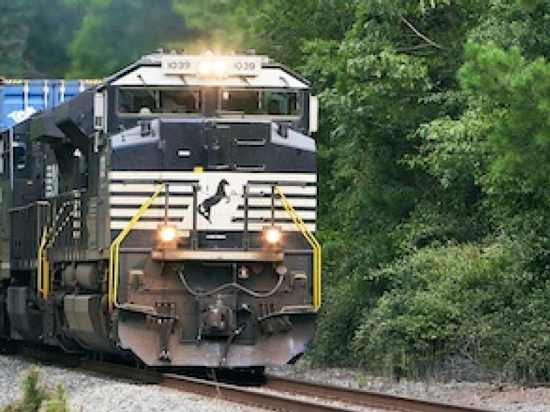 Norfolk Southern to make strategic investments in Alabama