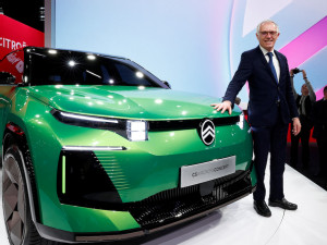 https://www.ajot.com/images/uploads/article/PARIS-AUTOSHOW.JPG