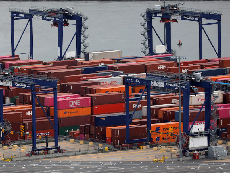 Shippers scramble for workarounds ahead of threatened US port strike