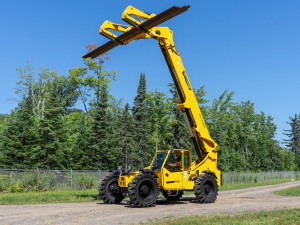  Pettibone Extendo 1536X Telehandler offers pipe and pole baler attachment, high load capacity