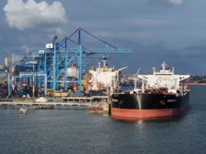 https://www.ajot.com/images/uploads/article/Port-of-Mombasa-Kenya.jpg