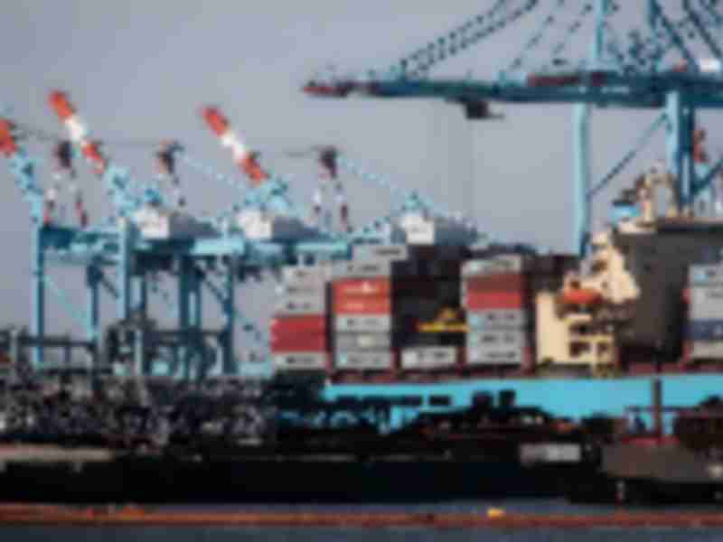 US port talks kick off in bid to avoid economy-disrupting strike