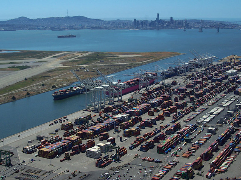 Port of Oakland calls for zero emissions, cargo-handling plans