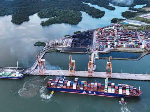 Puerto Aguadulce makes history anew with handling of APL Fullerton