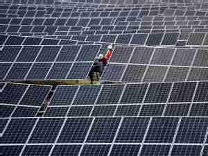 New US solar tariffs on Southeast Asia to raise prices, cut profit margins