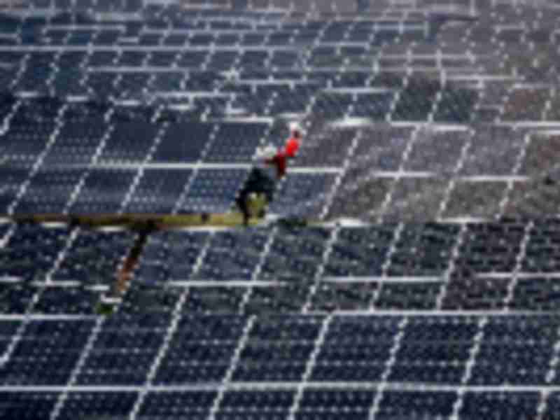 New US solar tariffs on Southeast Asia to raise prices, cut profit margins