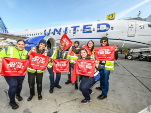 An NFL First: 49ers and United Airlines launch SAF Pilot Project to reduce carbon emissions