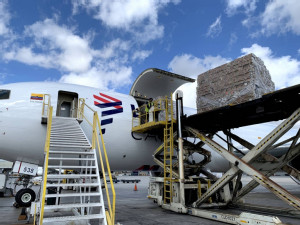 https://www.ajot.com/images/uploads/article/Valentines_day_LATAM_Cargo_2020.jpg