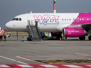 https://www.ajot.com/images/uploads/article/WIZZ-AIR-HLDGS-RESULTS.JPG