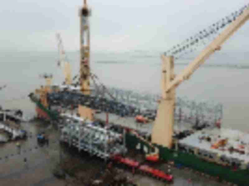 AAL mega-size MPV delivers 22 Chinese petrochemical plant modules in a single sailing