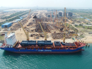 https://www.ajot.com/images/uploads/article/bbc-chartering-breakbulk-102018.jpg