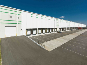 https://www.ajot.com/images/uploads/article/cbre-Middlesex-Logistics-Center.jpg