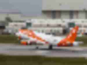 https://www.ajot.com/images/uploads/article/easyJet_250_Airbus_easyJet_k.jpg