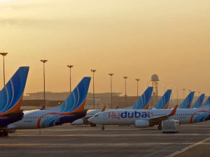 https://www.ajot.com/images/uploads/article/flydubai-fleet-tarmac.jpg