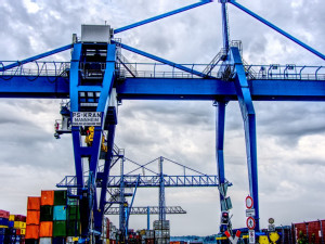 https://www.ajot.com/images/uploads/article/glad-container-crane.jpg