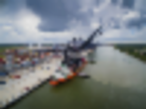 https://www.ajot.com/images/uploads/article/houston-ship-to-shore-cranes.png