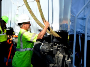 https://www.ajot.com/images/uploads/article/jaxport-locomotives-032018-2.jpg